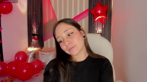 Snapshot of emily_layton chatting on February 24, 2025, 3:09 pm Emily online show from February 24, 2025, 3:09 pm