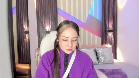 Snapshot of emily_layton chatting on October 5, 2025, 4:16 pm Emily online show from October 5, 2025, 4:16 pm