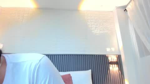 Snapshot of emily_leroy571240 chatting on January 14, 2025, 8:59 pm emily leroy. online show from January 14, 2025, 8:59 pm