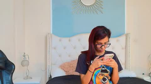 Snapshot of emily_loperaa chatting on February 7, 2026, 12:47 am Emily online show from February 7, 2026, 12:47 am