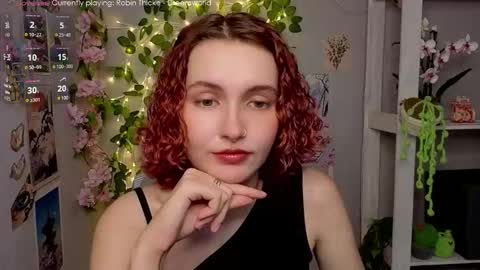 Snapshot of emily_lune chatting on February 8, 2026, 4:27 am Emily online show from February 8, 2026, 4:27 am