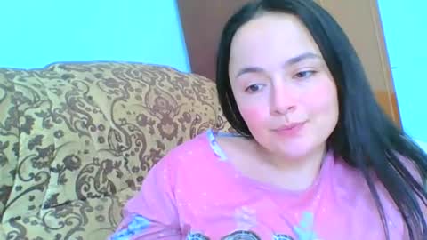 Snapshot of emily_morning_dew chatting on January 15, 2025, 10:49 am emily_morning_dew online show from January 15, 2025, 10:49 am