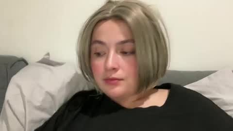 emily_morning_dew online show from May 31, 2026, 6:09 pm