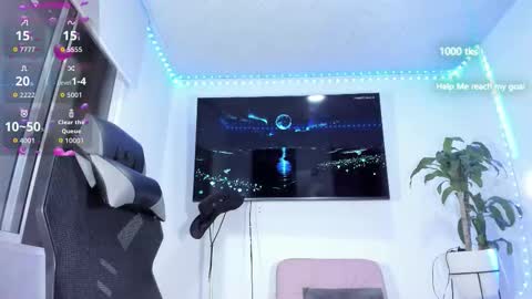 emily_palmeer online show from December 1, 2025, 9:47 am