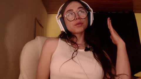 Snapshot of emily_pearl_ chatting on December 12, 2024, 11:58 pm emily_pearl_ online show from December 12, 2024, 11:58 pm