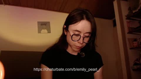 Snapshot of emily_pearl_ chatting on January 30, 2025, 1:44 am emily_pearl_ online show from January 30, 2025, 1:44 am