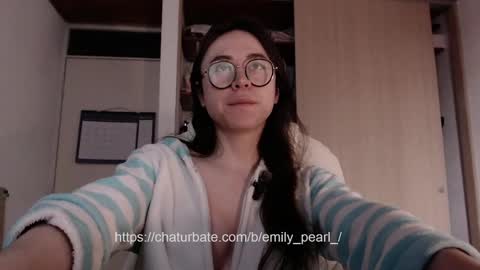 Snapshot of emily_pearl_ chatting on February 15, 2025, 10:42 pm emily_pearl_ online show from February 15, 2025, 10:42 pm