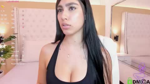 Snapshot of emily_roux chatting on February 2, 2026, 9:02 pm EMILY online show from February 2, 2026, 9:02 pm