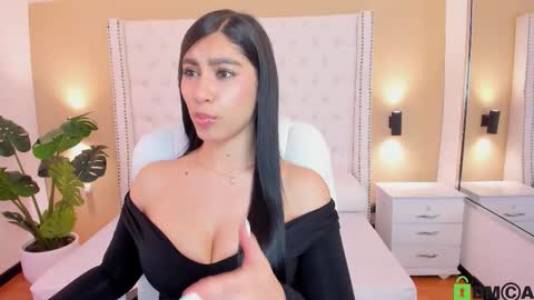 Snapshot of emily_roux chatting on February 8, 2026, 3:37 pm EMILY online show from February 8, 2026, 3:37 pm