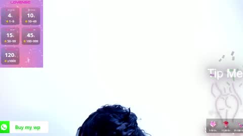 Snapshot of emily_sexy3 chatting on January 29, 2025, 2:32 pm Emily online show from January 29, 2025, 2:32 pm