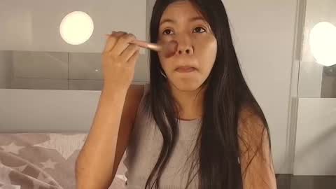 Emily online show from November 11, 2025, 12:05 pm