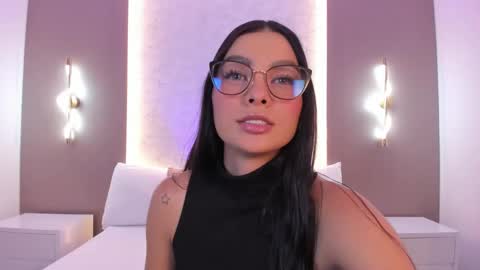 Snapshot of emily_tolson chatting on February 2, 2026, 7:23 pm emily_tolson online show from February 2, 2026, 7:23 pm