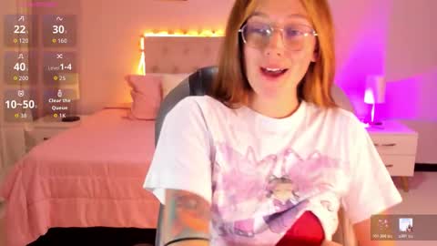 Snapshot of emily_warren__ chatting on March 12, 2026, 8:04 pm emily_warren__ online show from March 12, 2026, 8:04 pm