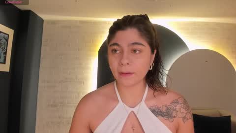 Snapshot of emilyarmstrong chatting on February 23, 2025, 11:14 pm Emily Armstrong online show from February 23, 2025, 11:14 pm