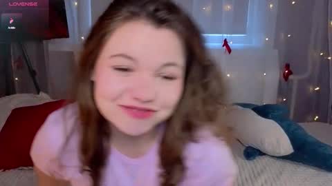 Snapshot of emilyart_ chatting on March 3, 2026, 4:18 am artist Emily online show from March 3, 2026, 4:18 am