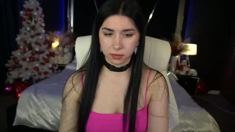 Emy online show from December 15, 2025, 7:23 am