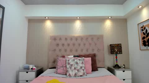 Snapshot of emilycley chatting on February 12, 2026, 5:02 am EMILY online show from February 12, 2026, 5:02 am