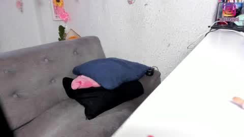 Emily online show from April 3, 2026, 7:34 pm