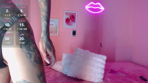 Snapshot of emilycollins__ chatting on February 20, 2026, 6:26 am Emily online show from February 20, 2026, 6:26 am