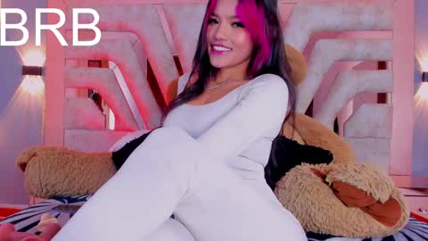 Snapshot of emilycristal chatting on February 13, 2025, 8:55 pm Emily online show from February 13, 2025, 8:55 pm