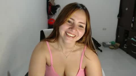Snapshot of emilycute_18 chatting on February 27, 2025, 5:58 pm emily online show from February 27, 2025, 5:58 pm