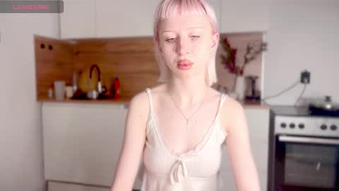 Snapshot of emilycutegirl chatting on March 1, 2026, 9:50 pm Emily online show from March 1, 2026, 9:50 pm