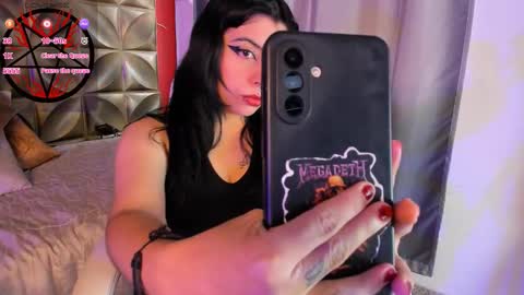 Snapshot of emilydarkwood chatting on October 5, 2025, 12:47 pm Emily online show from October 5, 2025, 12:47 pm