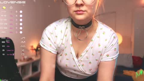 Snapshot of emilyforelsket chatting on December 21, 2024, 12:38 pm Emily online show from December 21, 2024, 12:38 pm