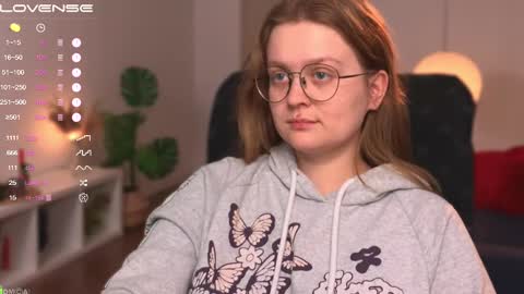 Snapshot of emilyforelsket chatting on February 26, 2025, 1:41 pm Emily online show from February 26, 2025, 1:41 pm