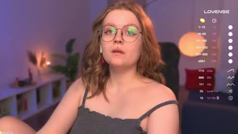 Snapshot of emilyforelsket chatting on March 7, 2025, 12:12 pm Emily online show from March 7, 2025, 12:12 pm