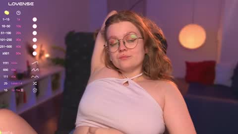 Snapshot of emilyforelsket chatting on March 7, 2025, 3:49 pm Emily online show from March 7, 2025, 3:49 pm