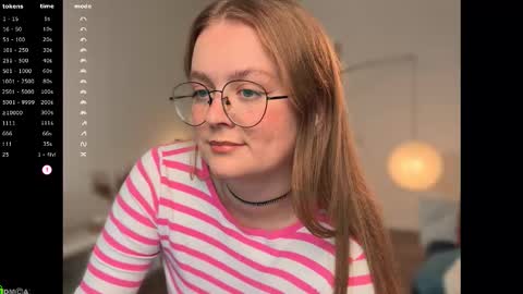 Snapshot of emilyforelsket chatting on November 17, 2025, 1:06 pm Emily online show from November 17, 2025, 1:06 pm