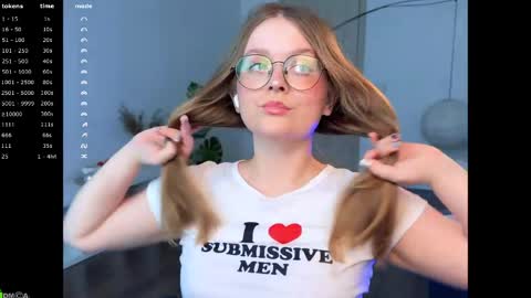 Emily  online show from March 29, 2026, 1:11 pm