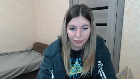 Snapshot of emilyfork chatting on October 20, 2025, 7:36 pm emilyfork online show from October 20, 2025, 7:36 pm