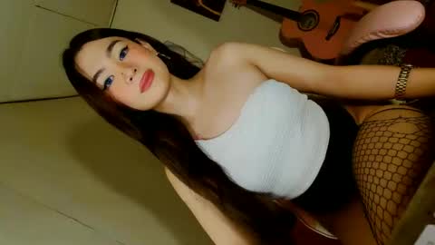 ariane online show from December 15, 2025, 9:46 am