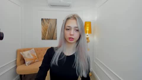 Snapshot of emilygraydis chatting on February 3, 2026, 7:19 pm Emily online show from February 3, 2026, 7:19 pm