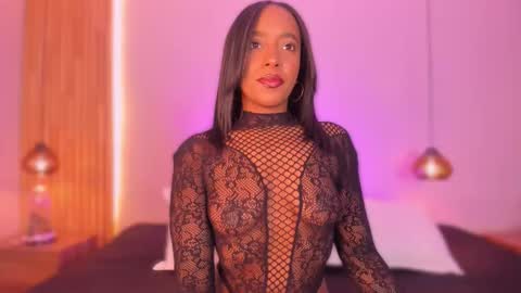 Snapshot of emilyhaan_ chatting on January 13, 2026, 8:25 pm Emily online show from January 13, 2026, 8:25 pm