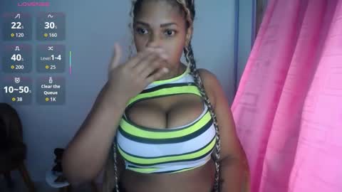 Snapshot of emilyhines__ chatting on October 20, 2025, 4:29 pm Emilyhines online show from October 20, 2025, 4:29 pm