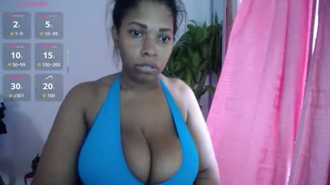 Snapshot of emilyhines__ chatting on December 2, 2025, 8:26 pm Emilyhines online show from December 2, 2025, 8:26 pm