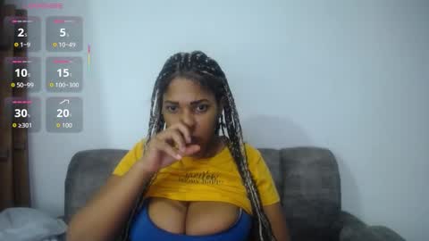 Snapshot of emilyhines__ chatting on February 7, 2026, 2:04 am Emilyhines online show from February 7, 2026, 2:04 am