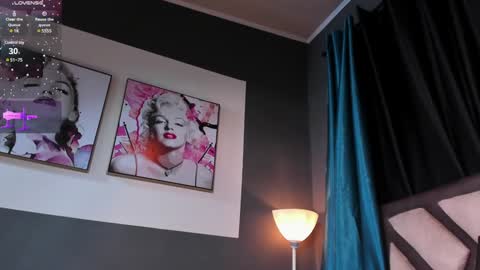 Emily Jhonson online show from January 28, 2025, 5:46 pm