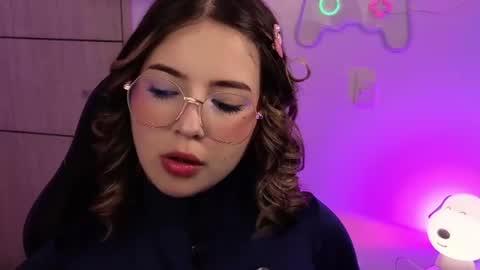 VALEEEN online show from June 19, 2026, 3:16 pm