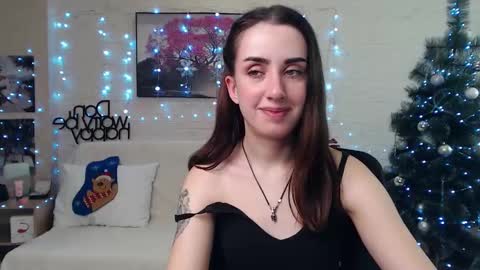 Snapshot of emilylayer chatting on December 26, 2024, 12:03 am Emyli online show from December 26, 2024, 12:03 am