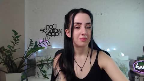 Snapshot of emilylayer chatting on February 15, 2025, 8:54 pm Emyli online show from February 15, 2025, 8:54 pm