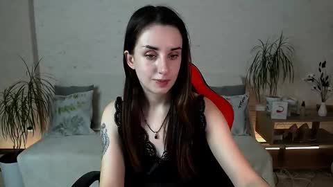 Emyli online show from November 19, 2025, 1:05 am