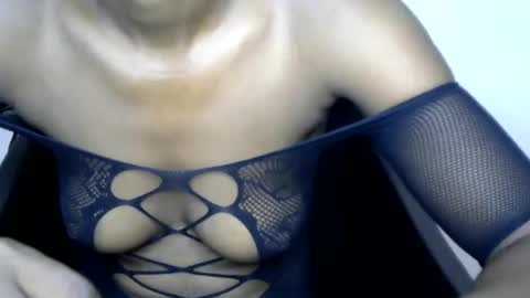 emilypussi online show from August 7, 2026, 10:01 pm