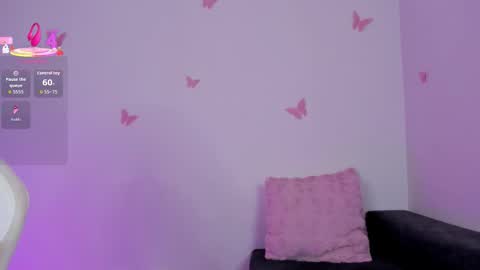 Emily  online show from October 9, 2025, 10:24 am