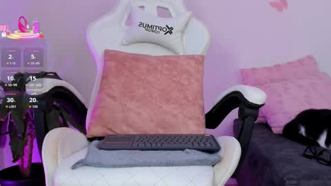 Emily  online show from October 24, 2025, 9:44 pm