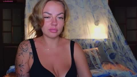 Emily Robbie online show from February 5, 2026, 4:33 pm