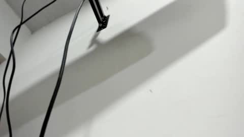 Snapshot of emilyrymer chatting on February 14, 2026, 8:05 pm Emily Support me to have 100 likes plx online show from February 14, 2026, 8:05 pm